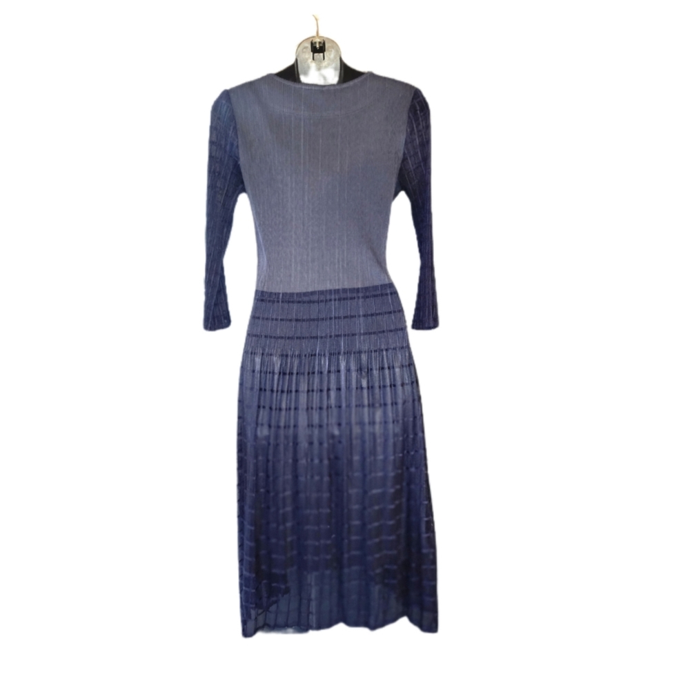VEECA NAVY BLUE CRINKLE DESIGNER DRESS SIZE S NWOT - Picture 3 of 4